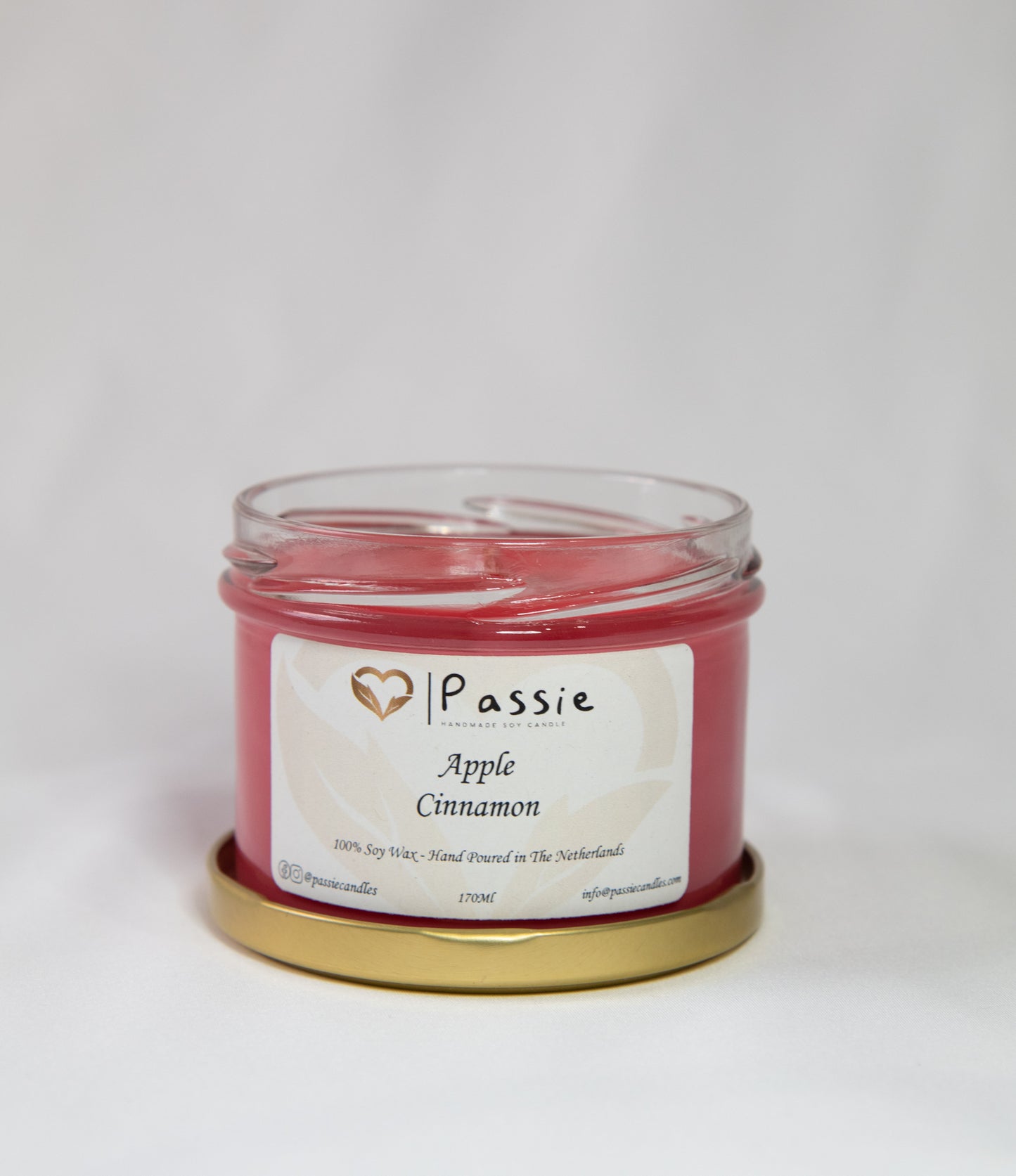 Apple & Cinnamon scented Soy Candle
